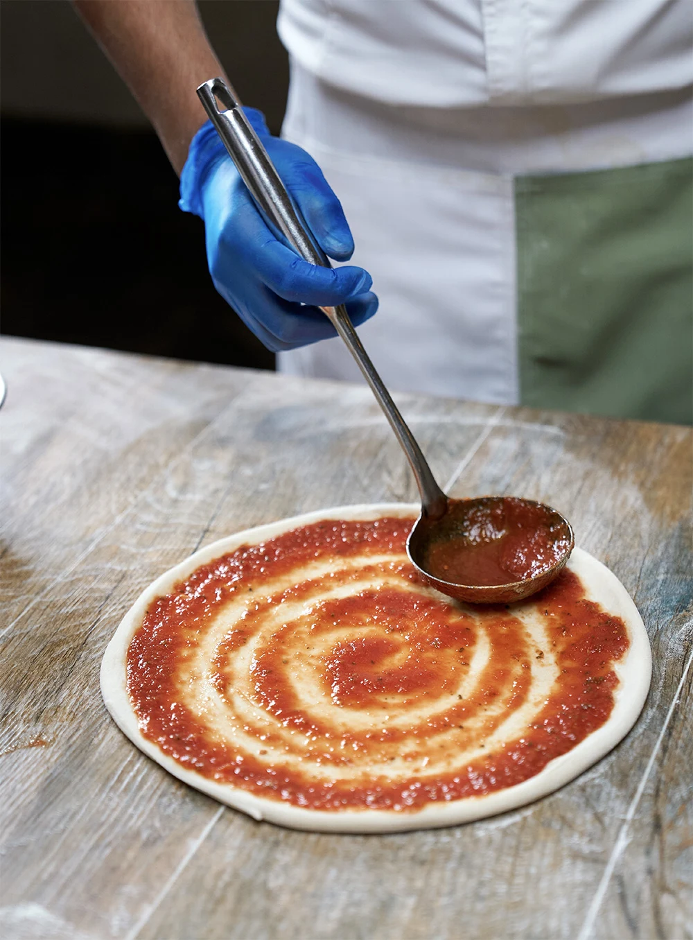 Preparing pizza
